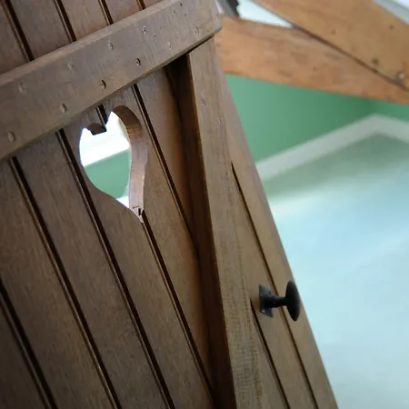 Chatellerie De Schoebeque מלון