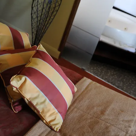 Chatellerie De Schoebeque 4* קסל