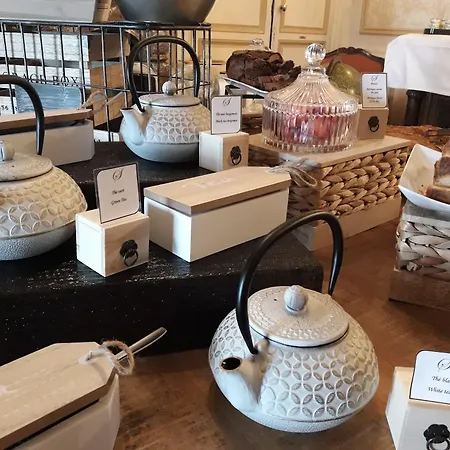 Chatellerie De Schoebeque מלון 4*