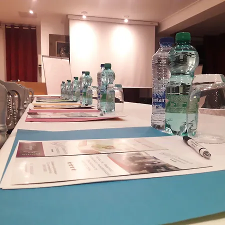 Chatellerie De Schoebeque מלון 4*