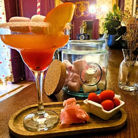 מלון Chatellerie De Schoebeque 4*